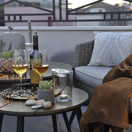 Merla Luxury بيت ضيافة